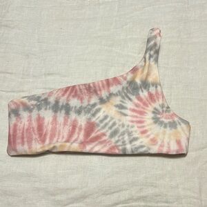 Skatie Ellis Top in Loveland